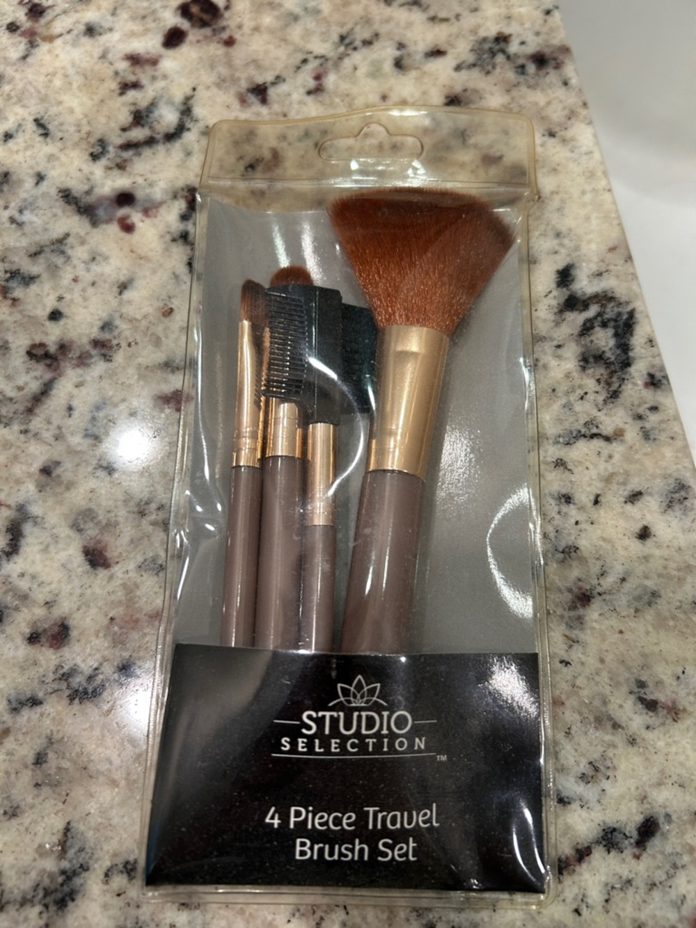 4-Piece Travel Makeup Brush Set in Brown and Gold